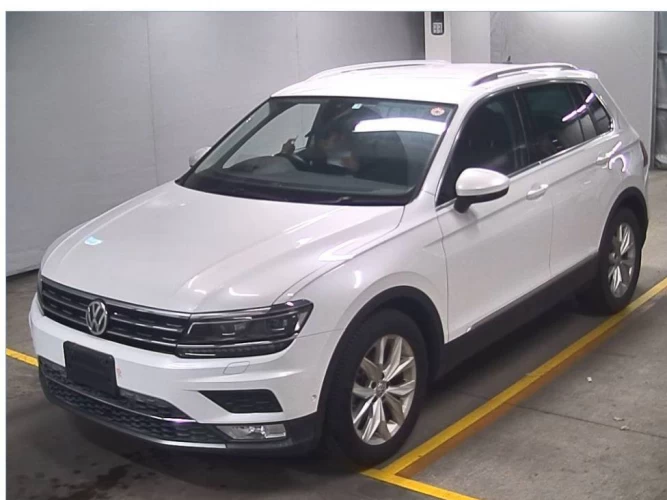 VOLKSWAGEN TIGUAN 2017