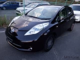 Nissan Leaf AZE0-112680 13