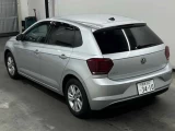 VOLKSWAGEN POLO 2020 1