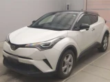 TOYOTA C-HR 4WD 0