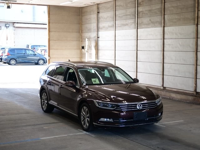 VOLKSWAGEN PASSAT VARIANT