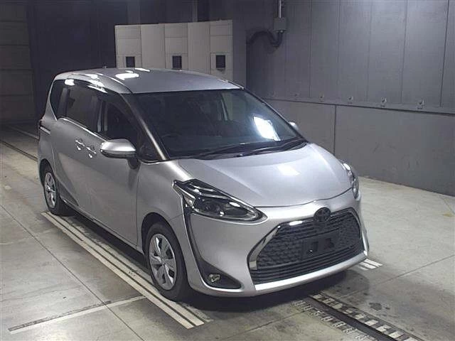 Toyota Sienta NSP170-7190571