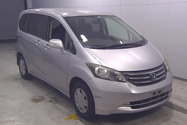 HONDA FREED 7 seater