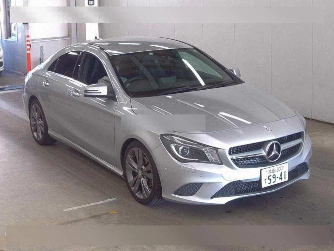 MERCEDES BENZ CLA