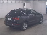 AUDI Q3 4