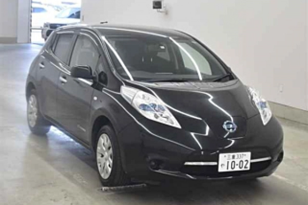 Nissan Leaf AZE0-109550