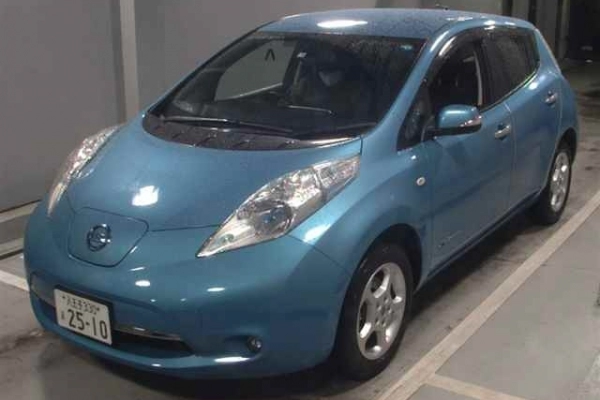 Nissan Leaf AZE0-061709