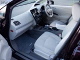 Nissan Leaf AZE0-112680 8