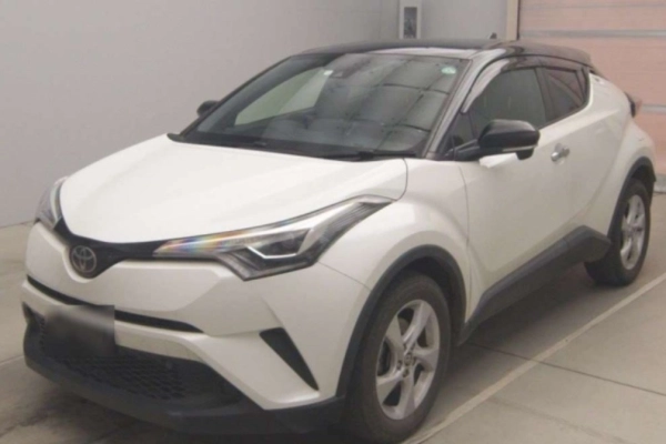 TOYOTA C-HR 4WD