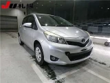 TOYOTA VITZ 1.3  4WD 5